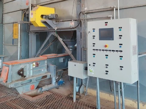 Painel de Controle das Persianas - Condutiva Tecnologia - 10